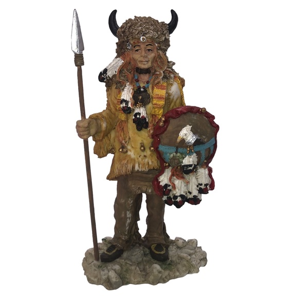 Native American Indian Figurine Sculpture Holding Spear - Picture 7 of 12